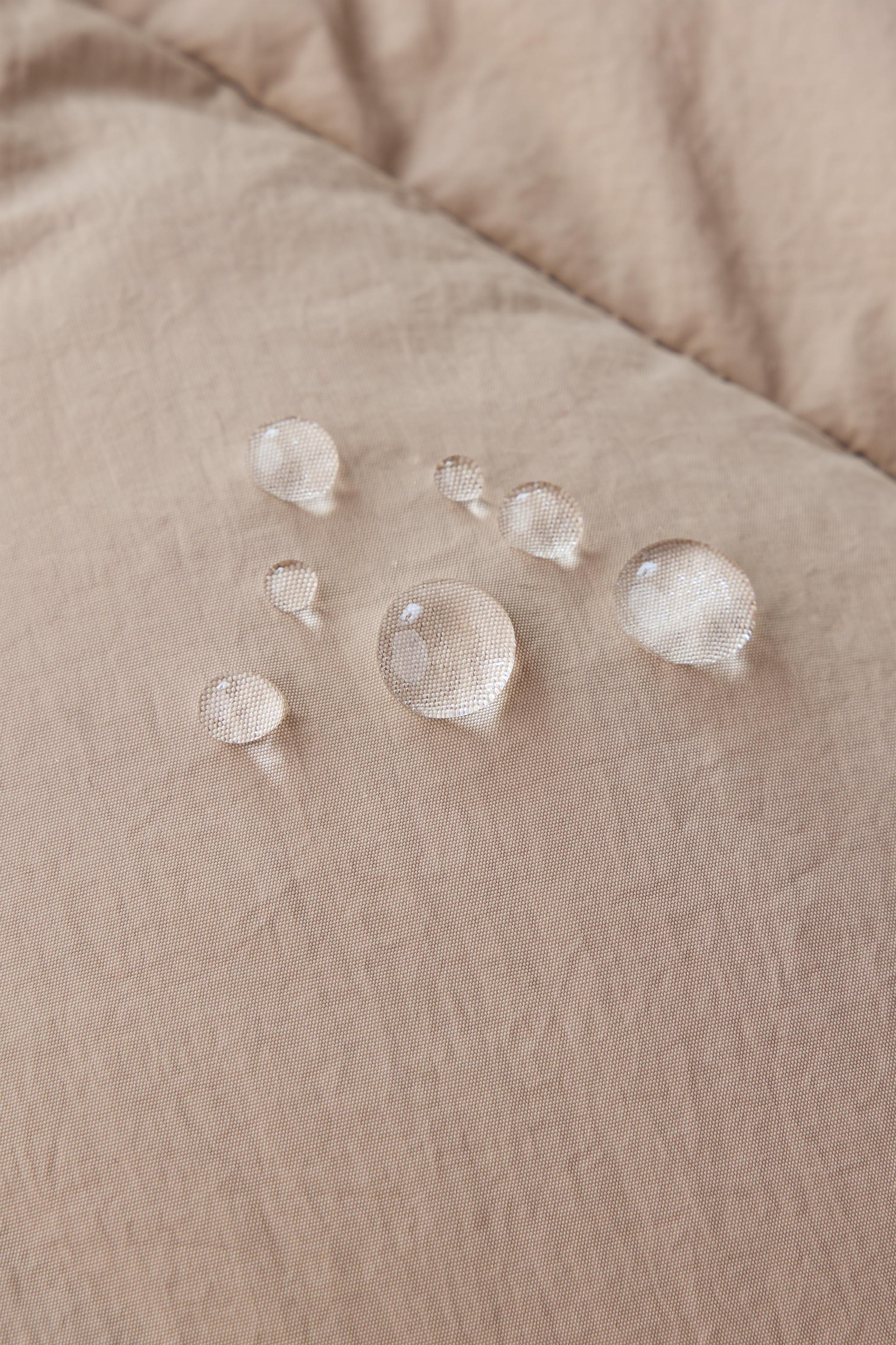 WATER REPELLENT HOODED PUFFER COAT